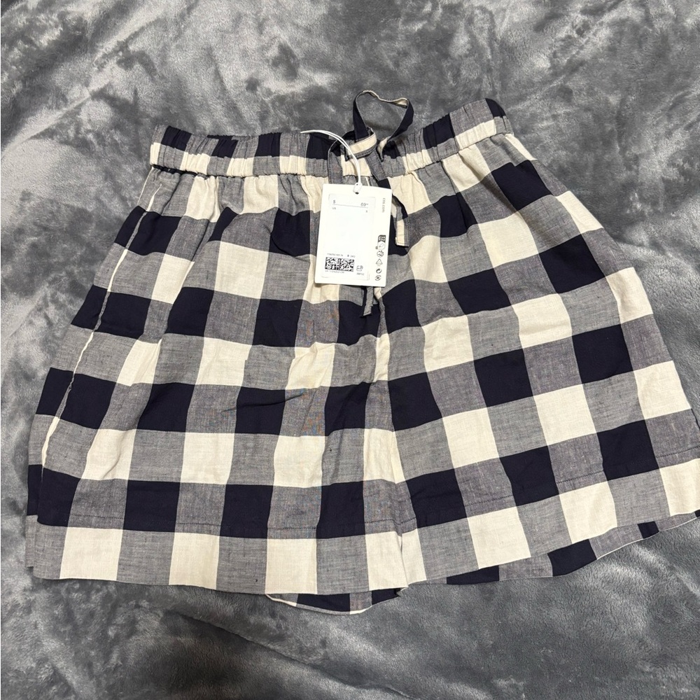 COS Navy and Cream Checkered Shorts